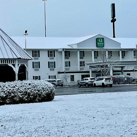 Quality Inn&Suites Bellville - Mansfield Extérieur photo