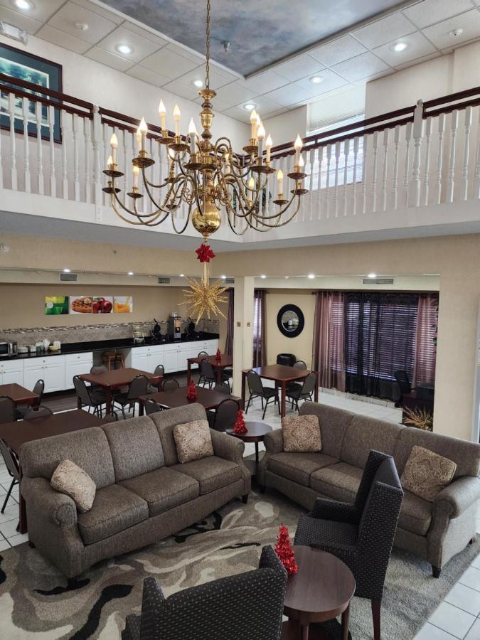 Quality Inn&Suites Bellville - Mansfield Extérieur photo