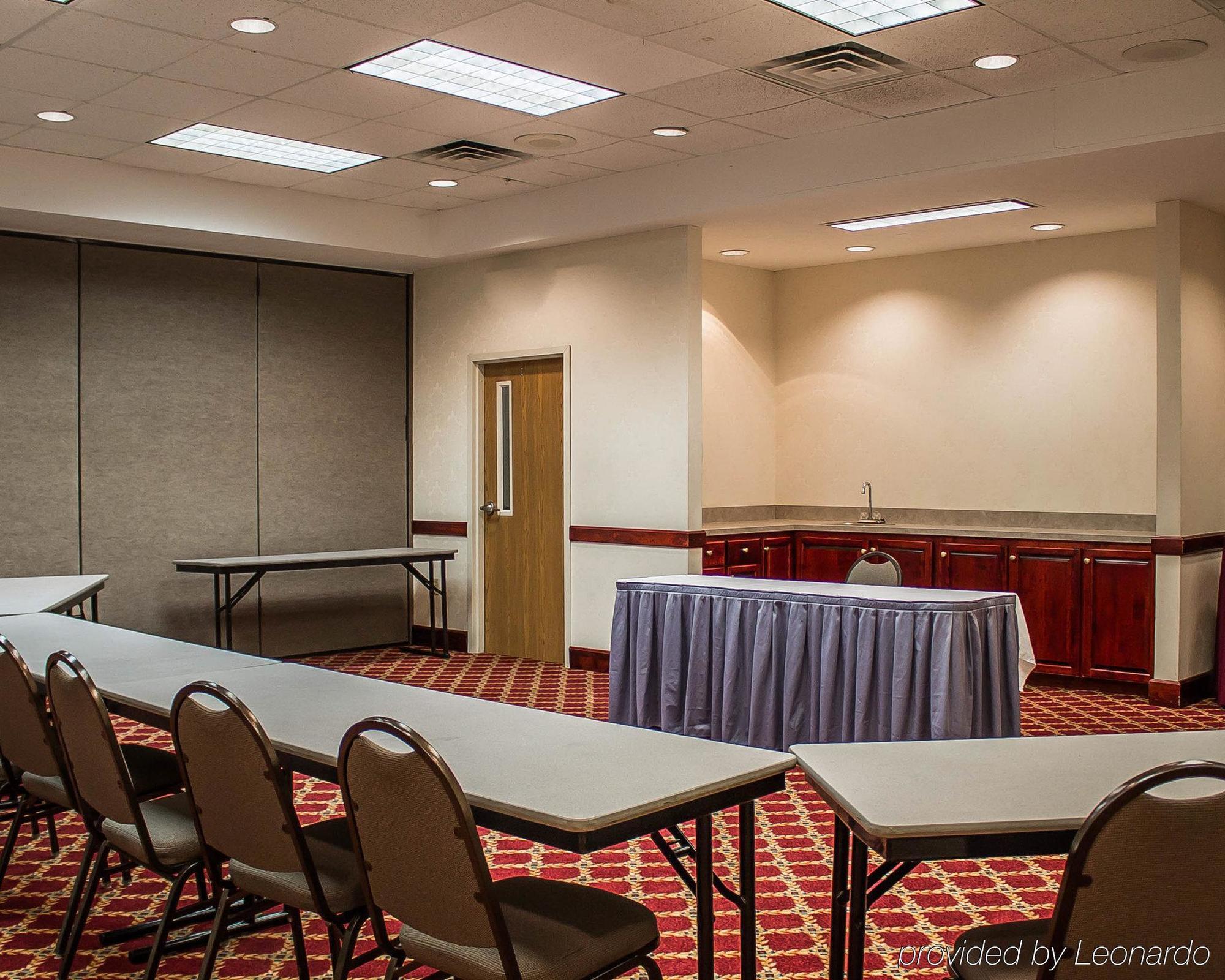 Quality Inn&Suites Bellville - Mansfield Extérieur photo
